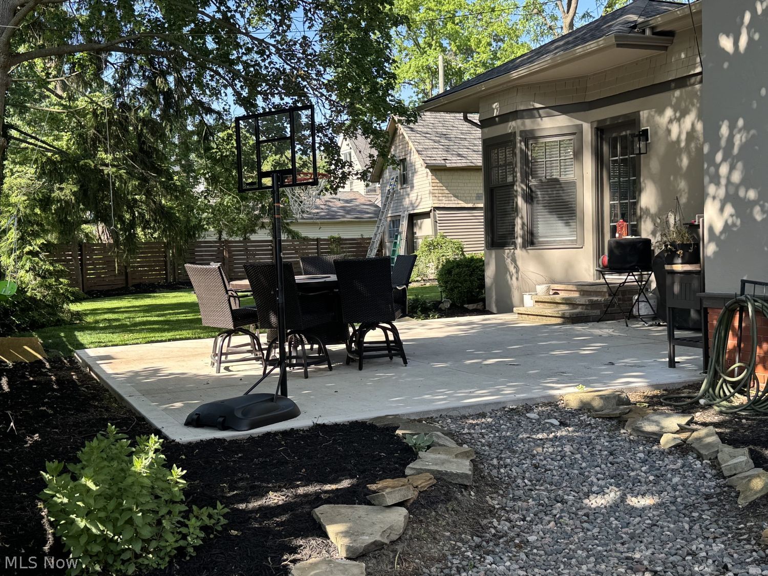 120 Harrison Street Elyria OH 44035