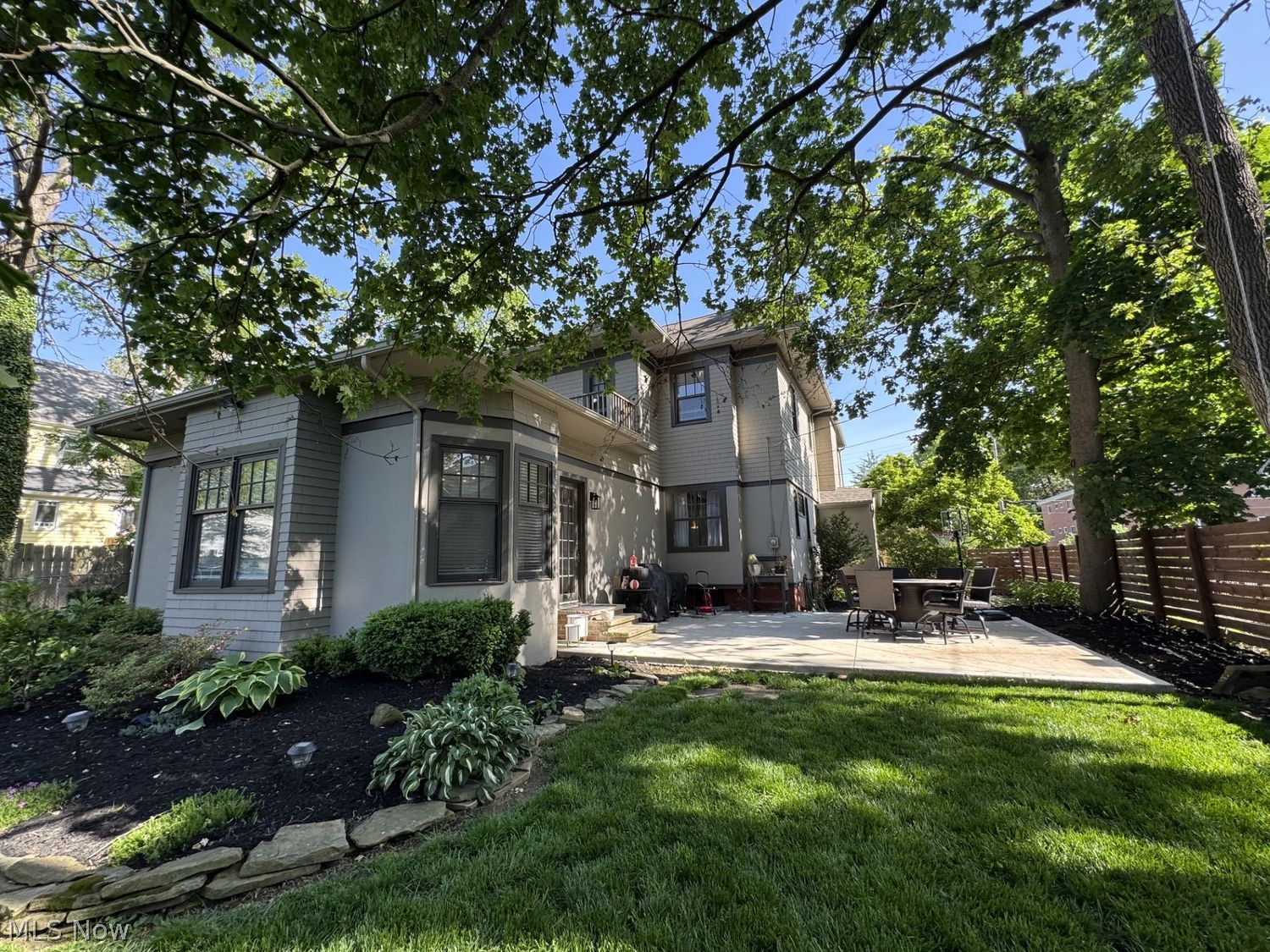 120 Harrison Street Elyria OH 44035