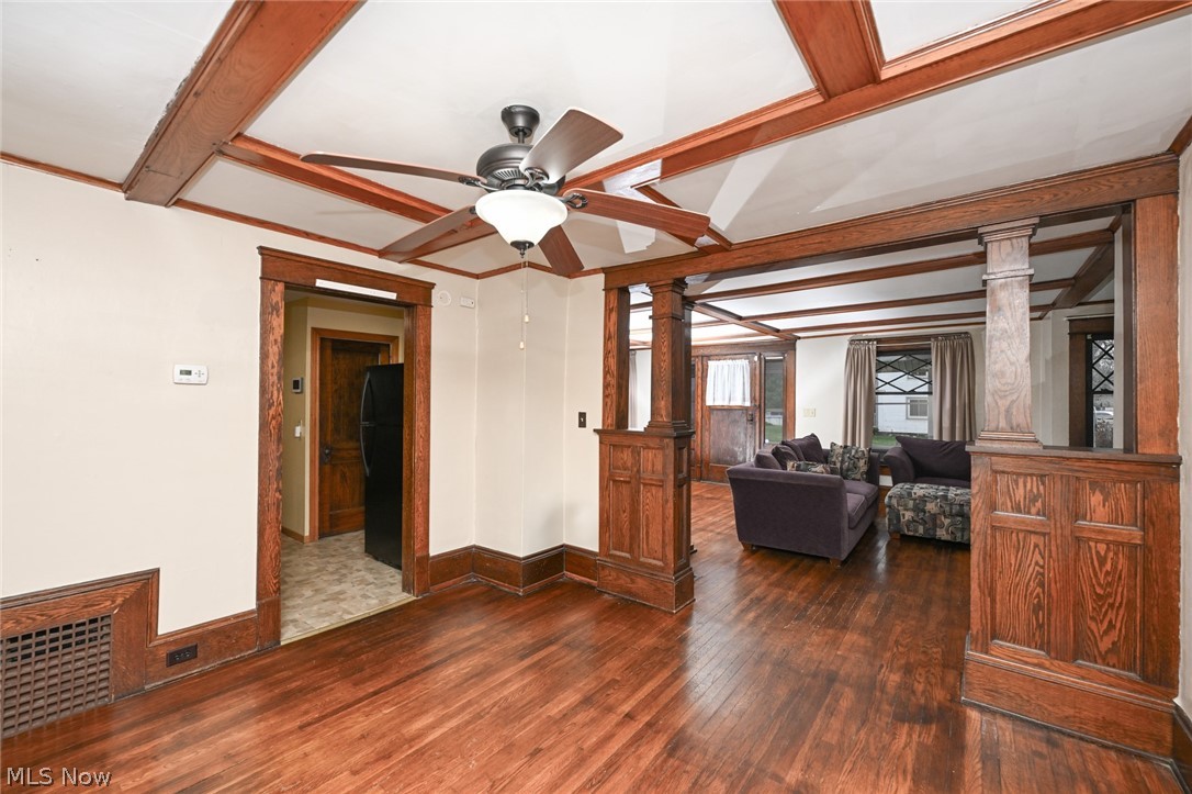 329 Redwood Street SW Beach City OH 44608