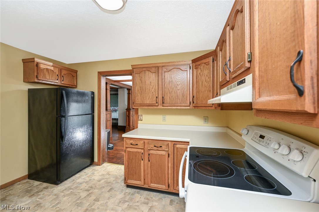 329 Redwood Street SW Beach City OH 44608