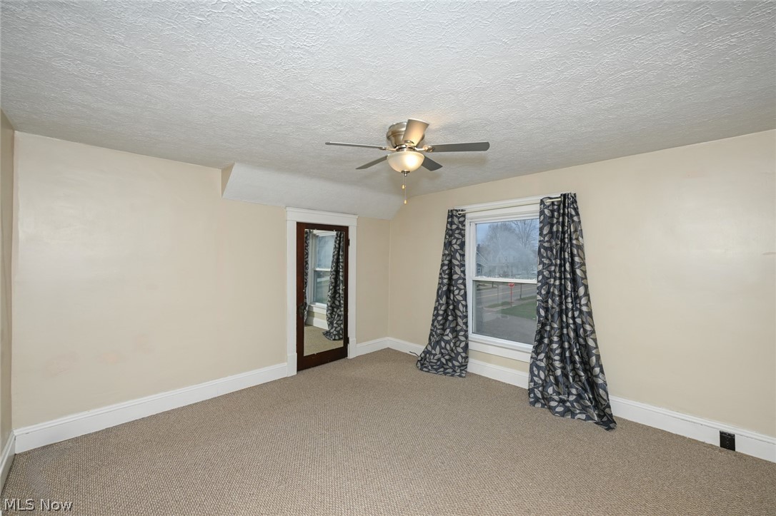 329 Redwood Street SW Beach City OH 44608