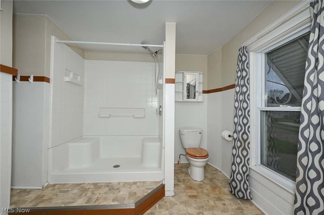 329 Redwood Street SW Beach City OH 44608