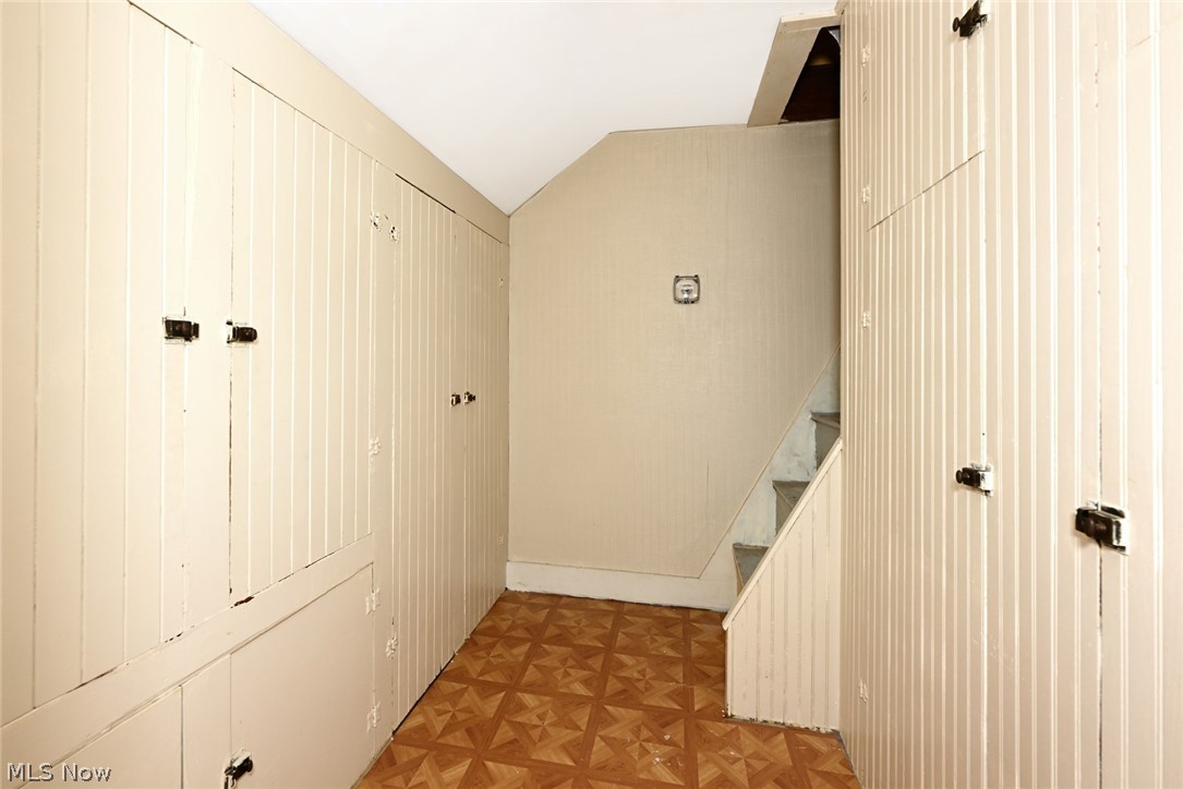 329 Redwood Street SW Beach City OH 44608