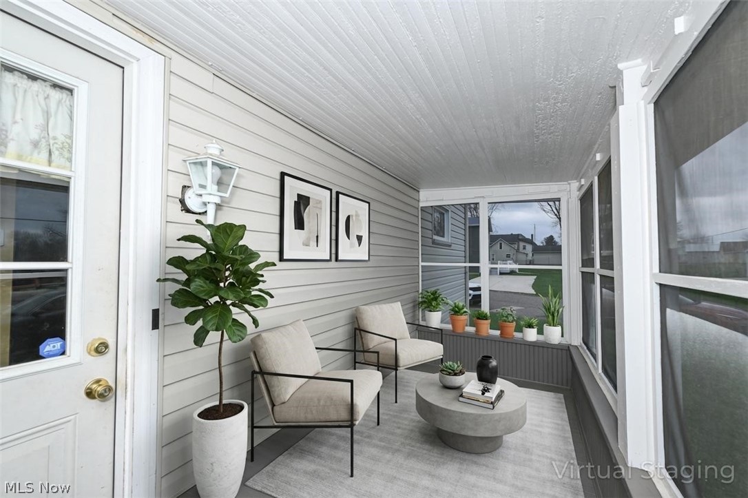329 Redwood Street SW Beach City OH 44608
