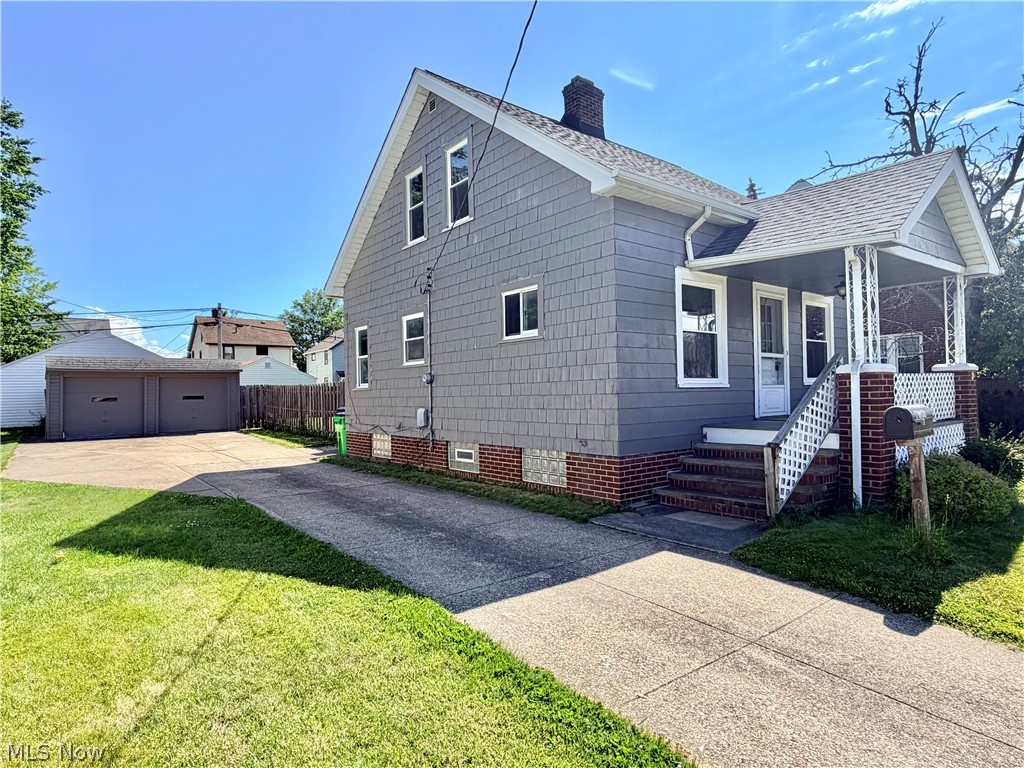 21060 Naumann Avenue Euclid OH 44123
