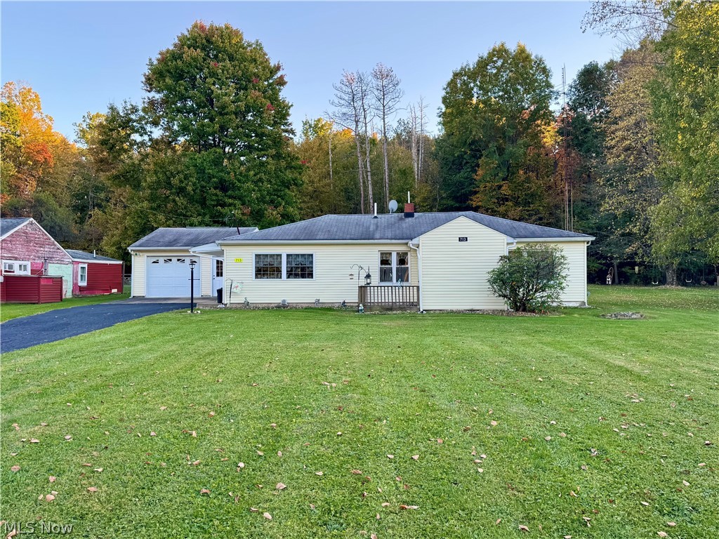 713 Kale Adams Road Leavittsburg OH 44430
