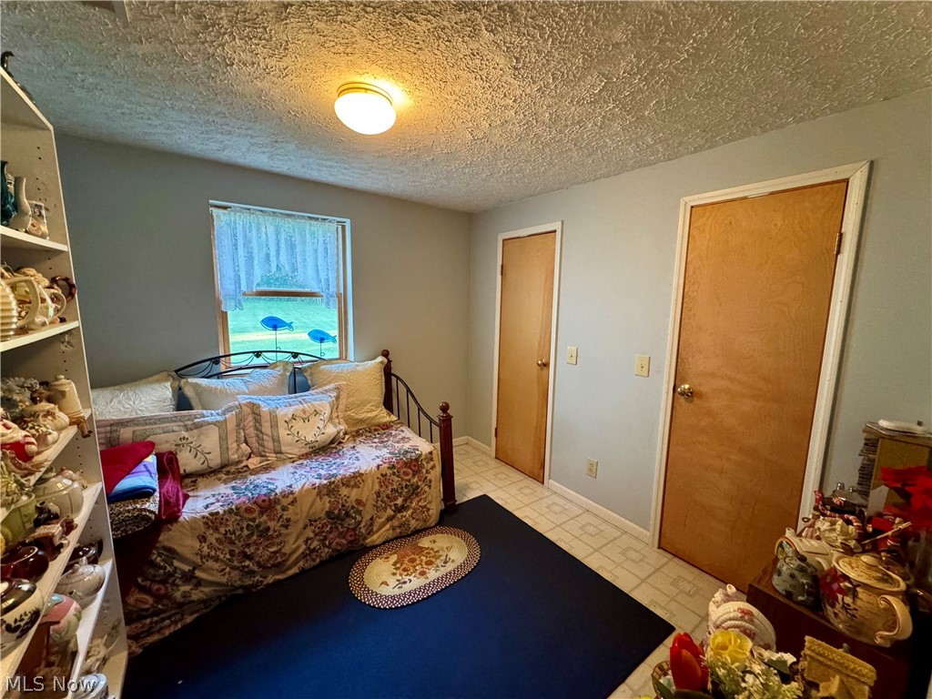 713 Kale Adams Road Leavittsburg OH 44430