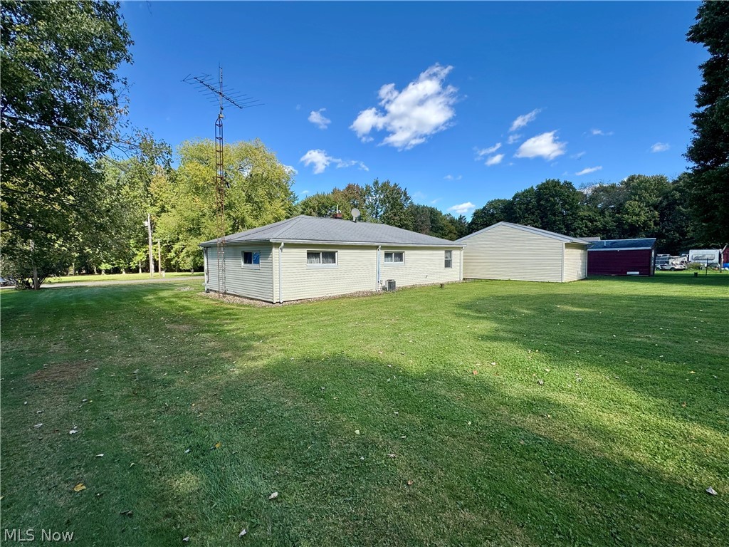713 Kale Adams Road Leavittsburg OH 44430