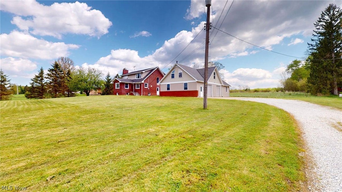 10525 Clay Street Montville OH 44064