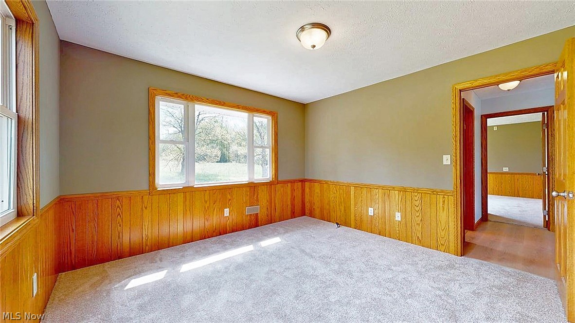 10525 Clay Street Montville OH 44064