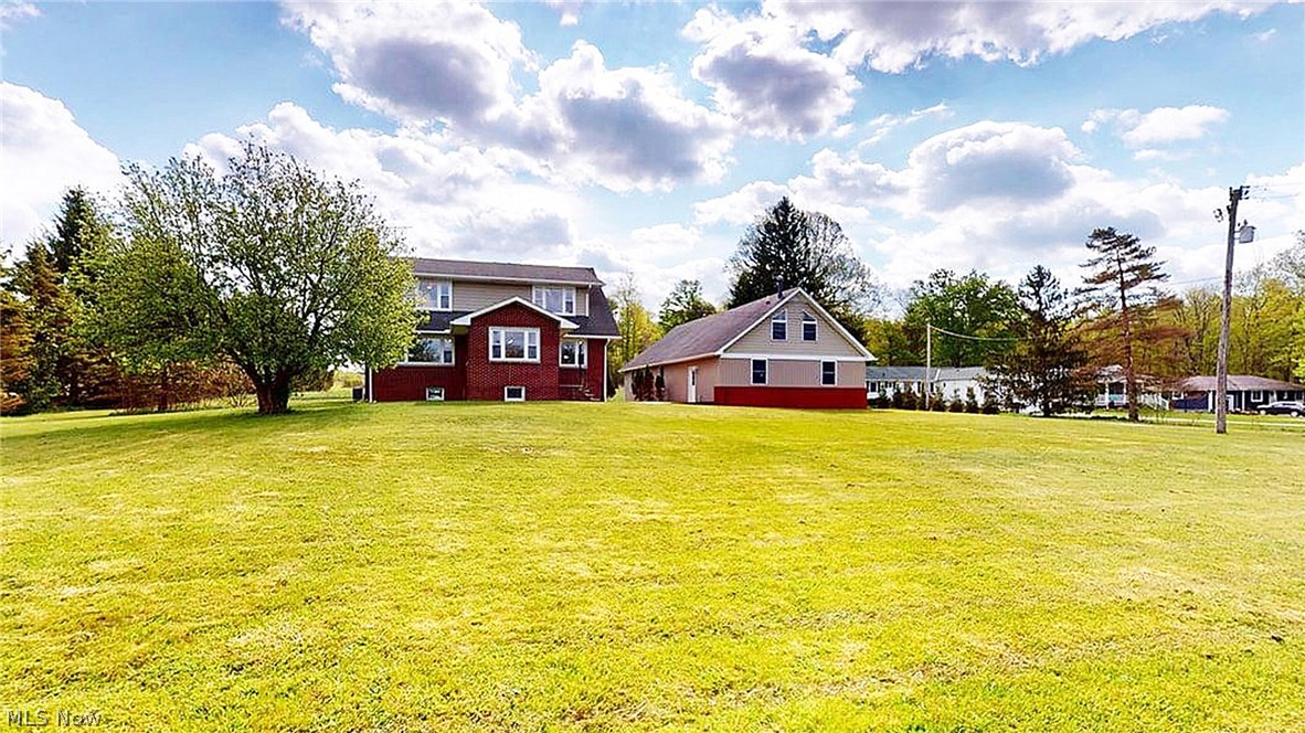 10525 Clay Street Montville OH 44064