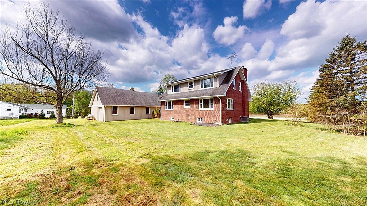 10525 Clay Street Montville OH 44064