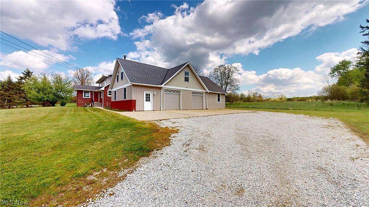 10525 Clay Street Montville OH 44064