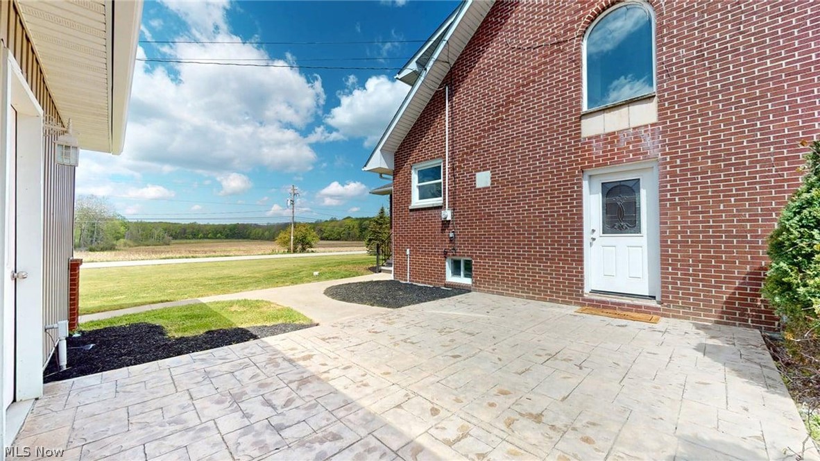 10525 Clay Street Montville OH 44064