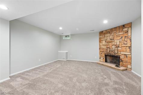 2932 Heatherwood Court Stow OH 44224
