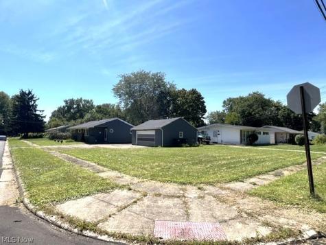902 Warrington Road Akron OH 44320
