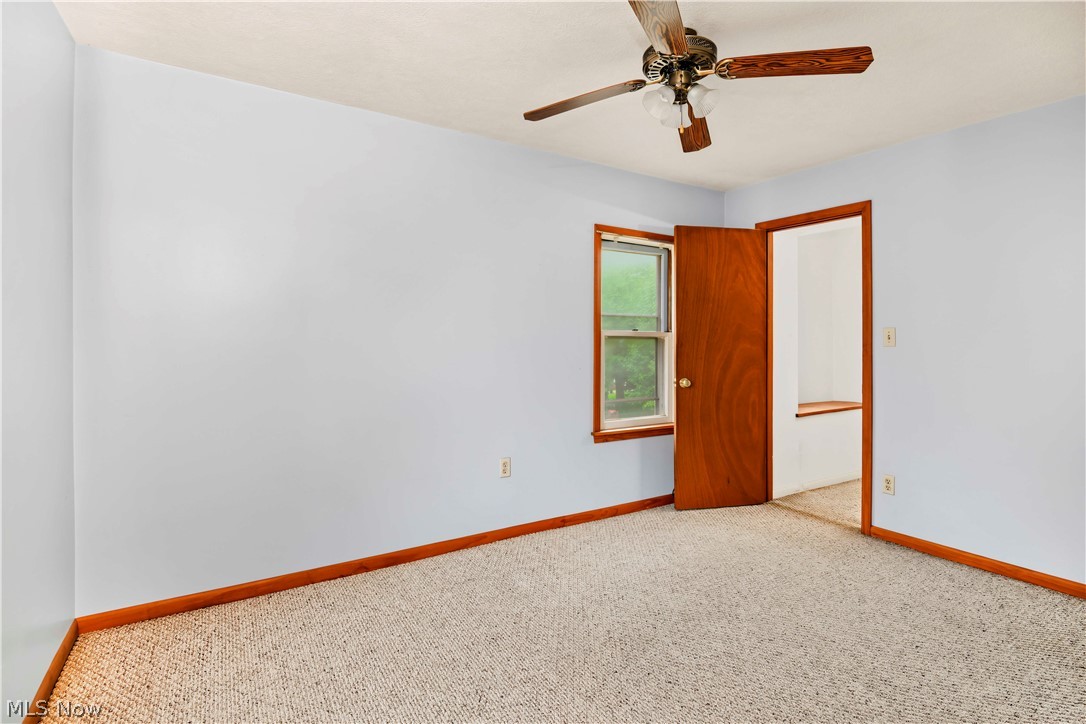 593 E Perry Street Salem OH 44460