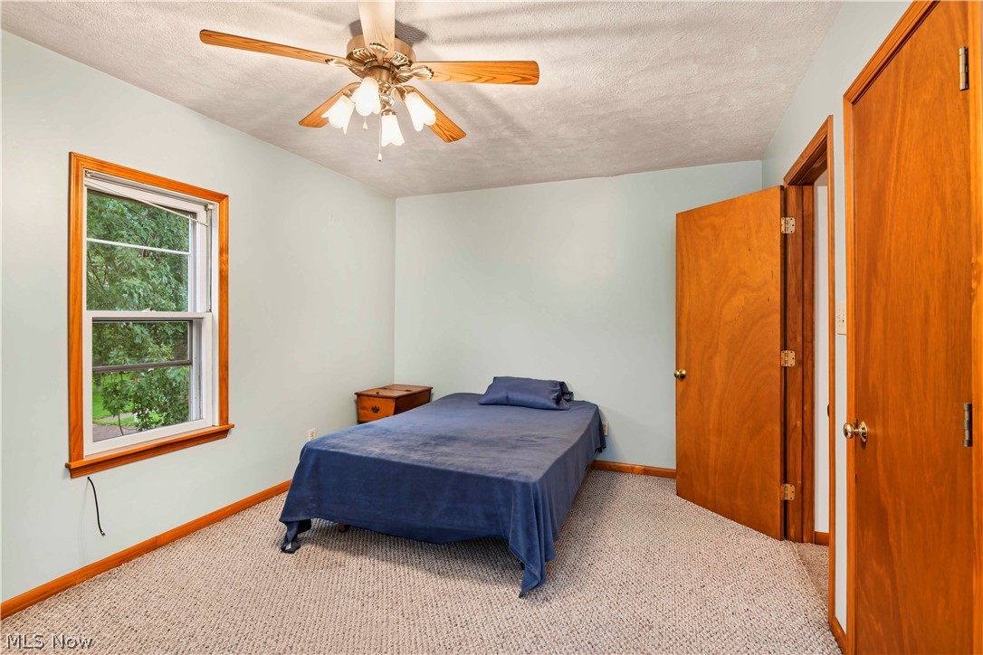 593 E Perry Street Salem OH 44460