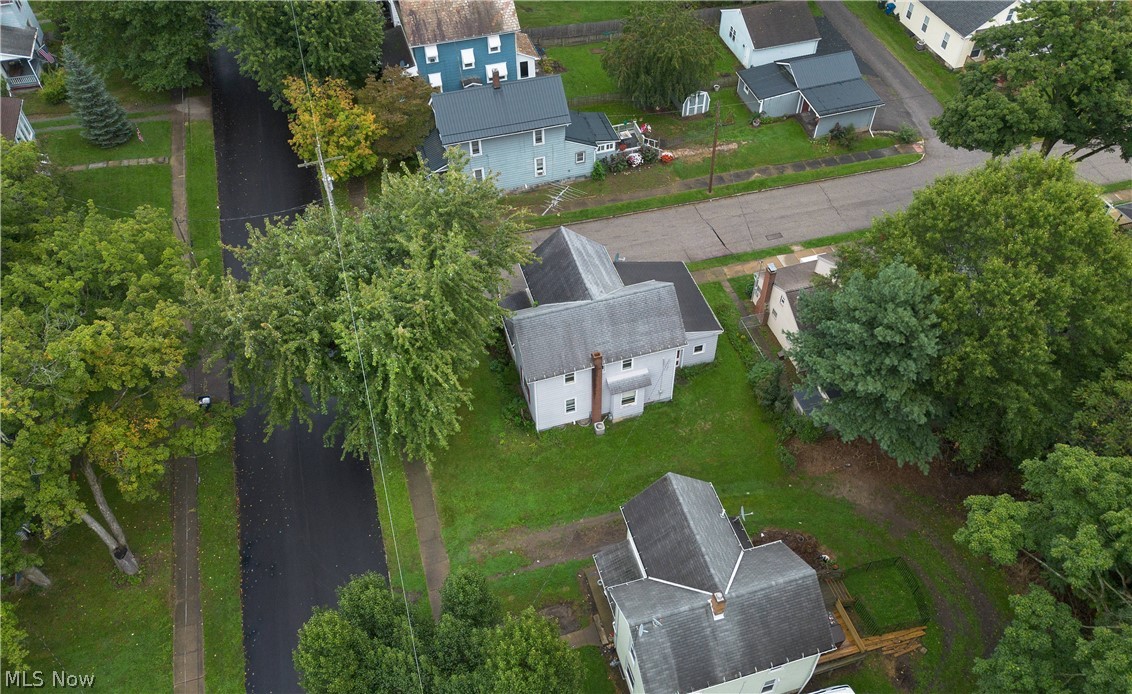593 E Perry Street Salem OH 44460