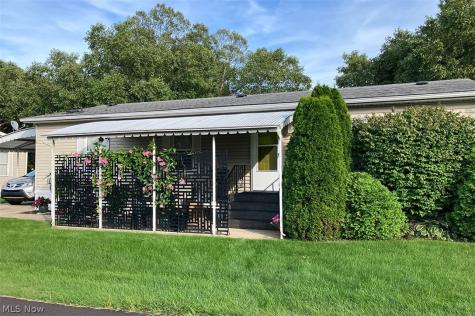 9 Corktree Drive Olmsted Twp OH 44138