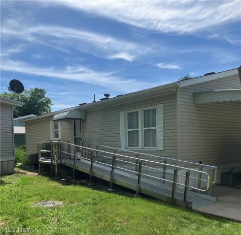 9 Corktree Drive Olmsted Twp OH 44138