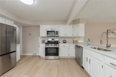 3304 Lincoln Avenue Parma OH 44134
