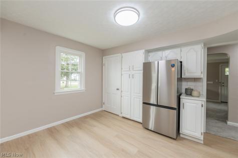 3304 Lincoln Avenue Parma OH 44134