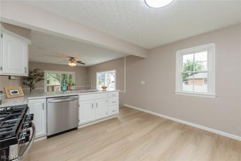 3304 Lincoln Avenue Parma OH 44134