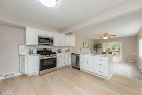 3304 Lincoln Avenue Parma OH 44134
