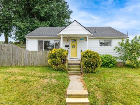 516 Franklin Avenue Barberton OH 44203