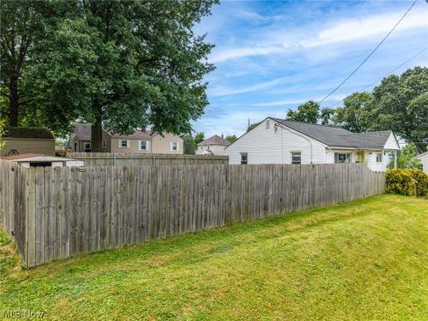 516 Franklin Avenue Barberton OH 44203