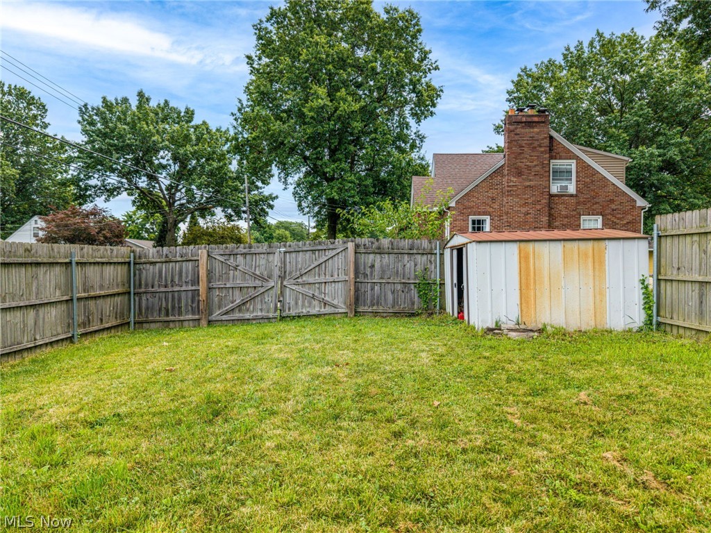 516 Franklin Avenue Barberton OH 44203