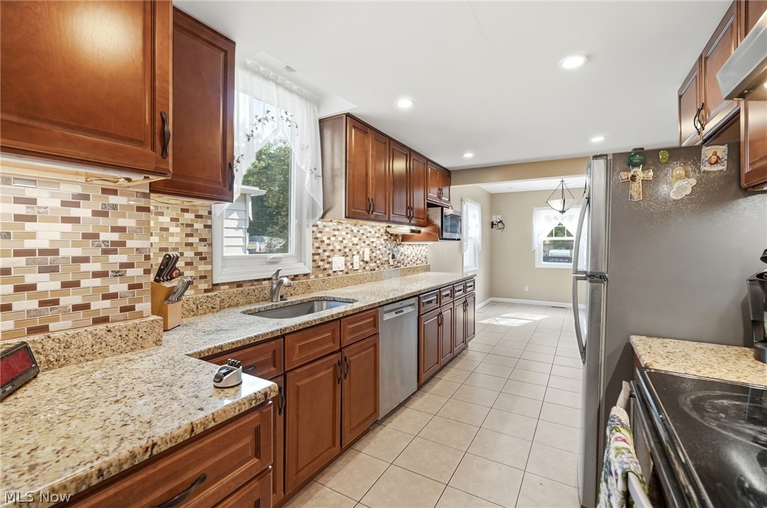 3619 W 148th Street Cleveland OH 44111