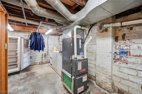 3619 W 148th Street Cleveland OH 44111