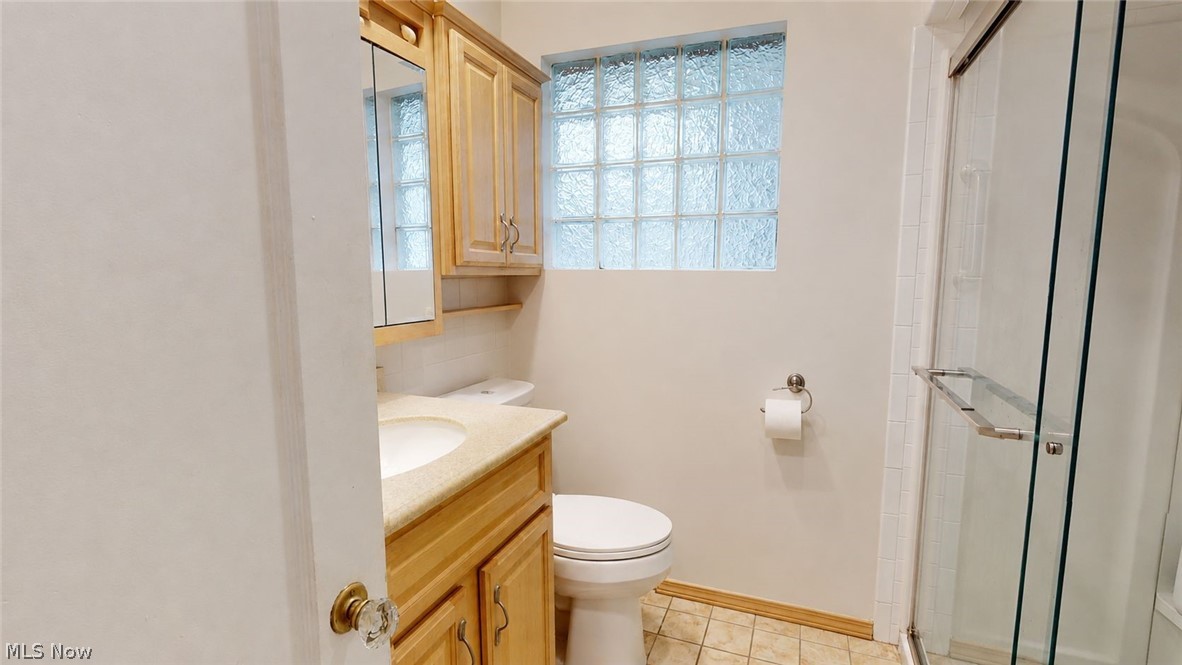 8423 Greenlawn Avenue Parma OH 44129