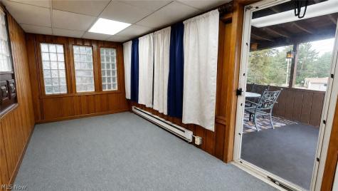 8423 Greenlawn Avenue Parma OH 44129