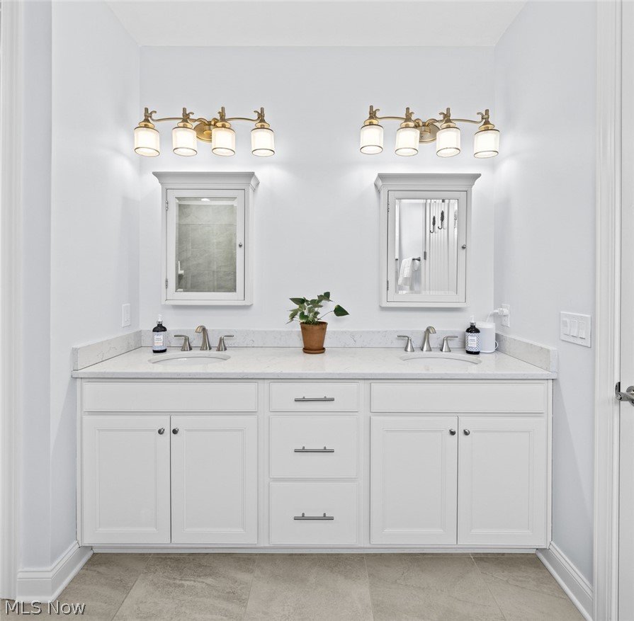 609 Burgess Circle Aurora OH 44202