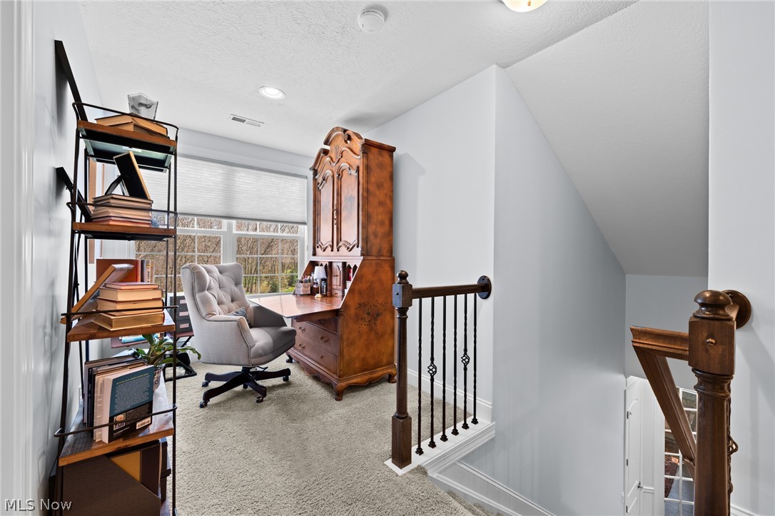 609 Burgess Circle Aurora OH 44202