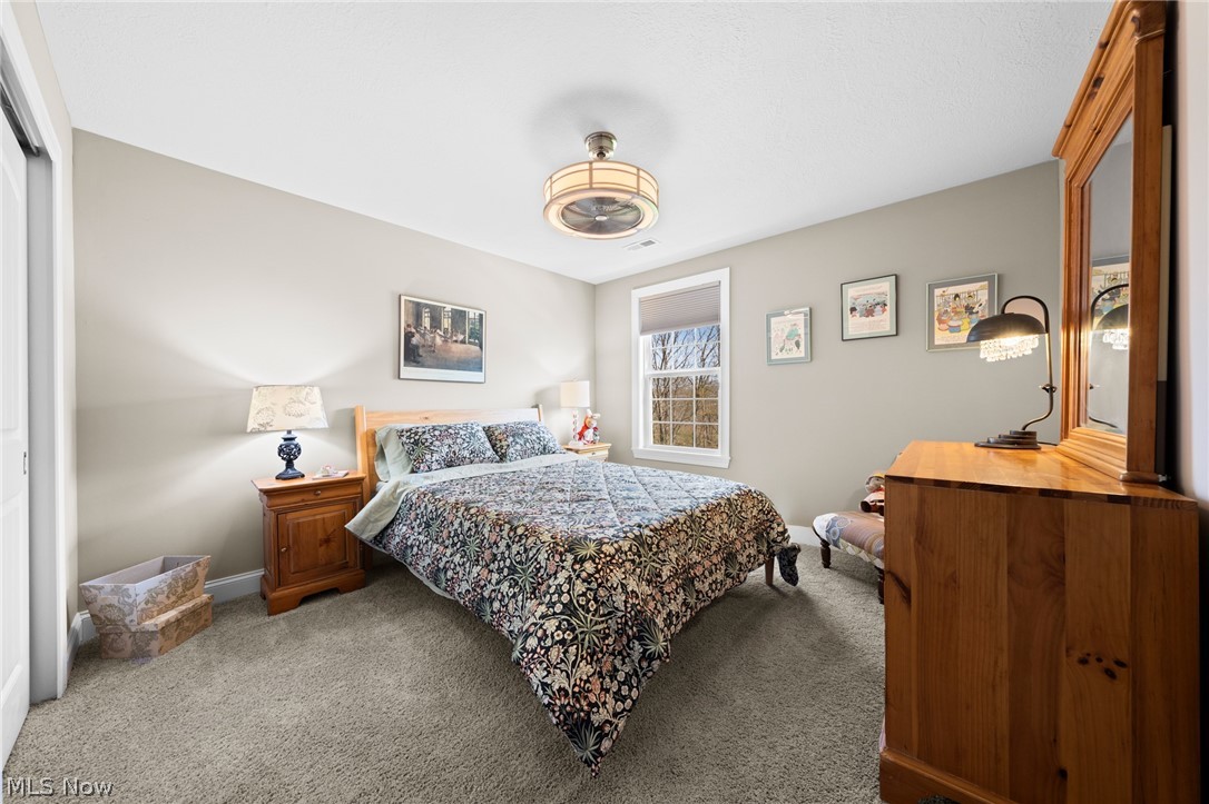 609 Burgess Circle Aurora OH 44202