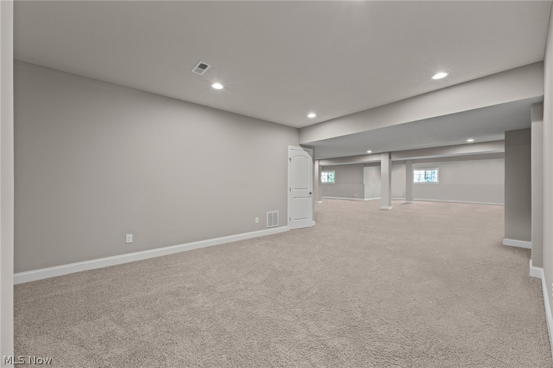 609 Burgess Circle Aurora OH 44202
