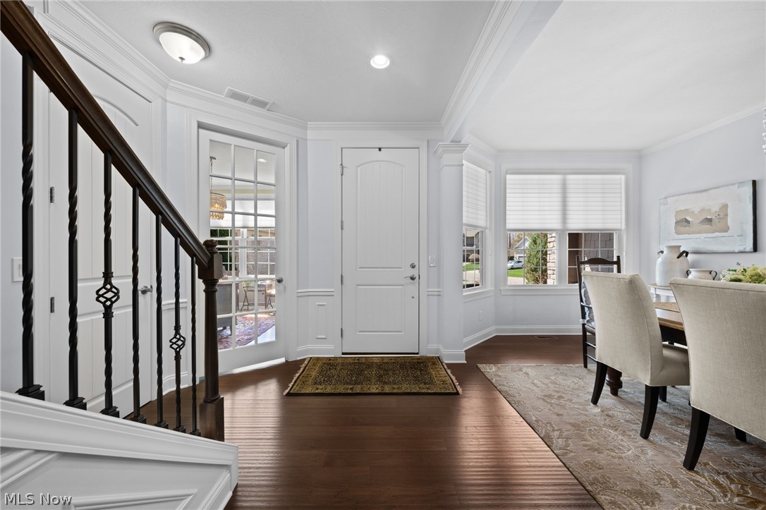 609 Burgess Circle Aurora OH 44202