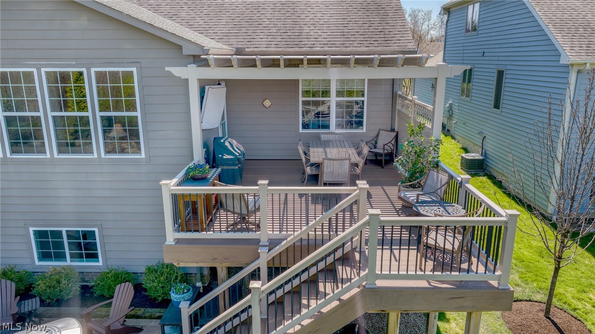 609 Burgess Circle Aurora OH 44202