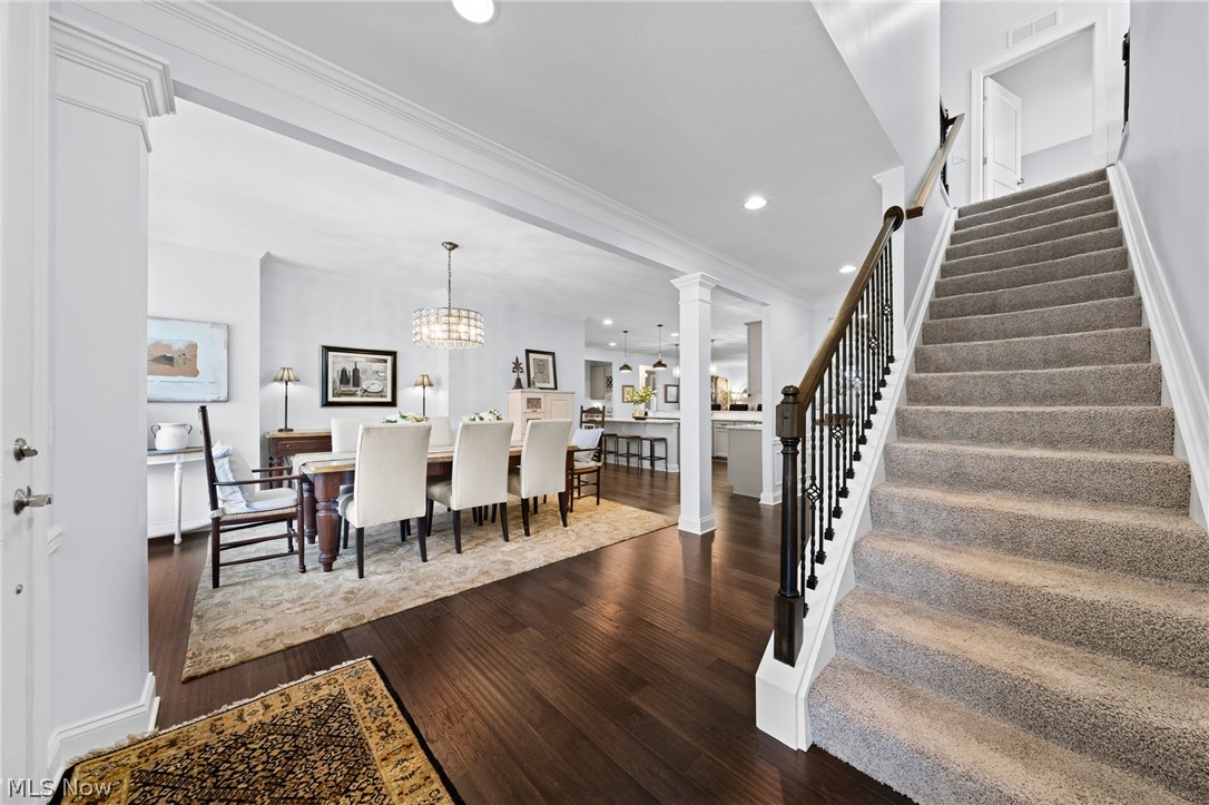 609 Burgess Circle Aurora OH 44202
