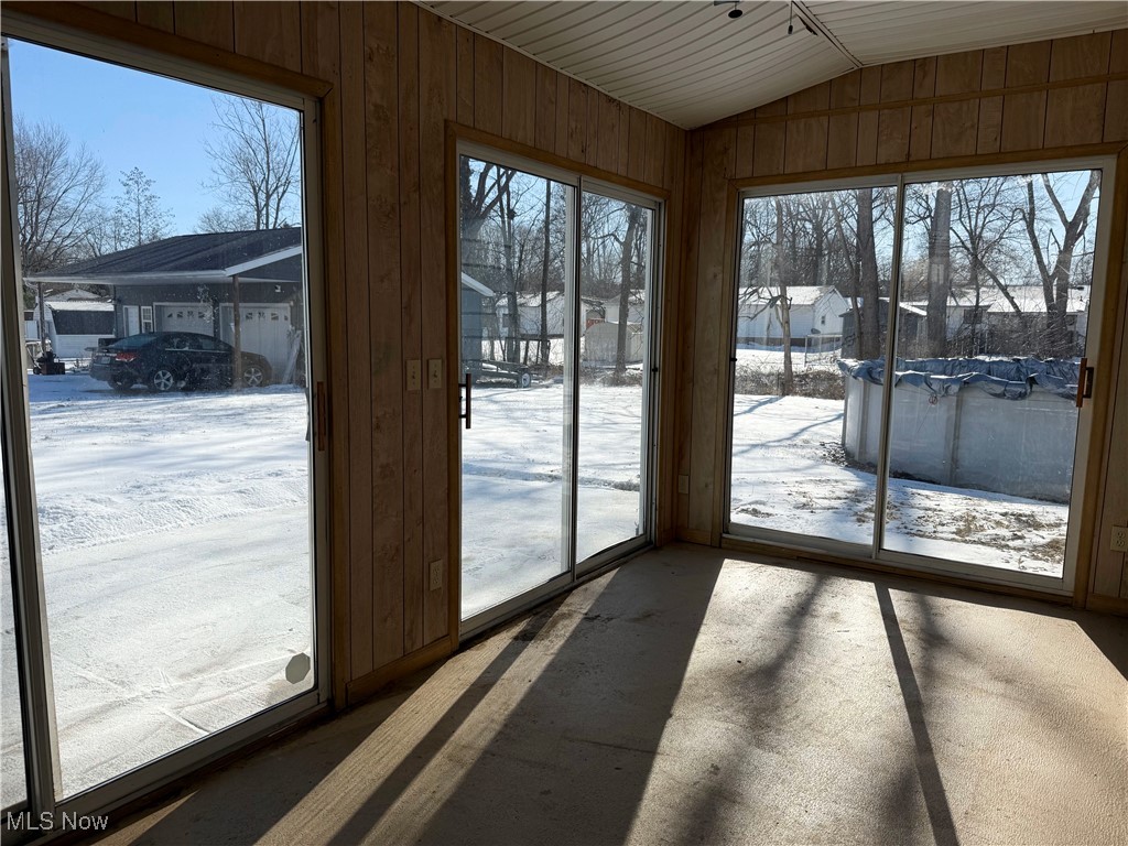 260 Ironwood Street SW Canton OH 44706