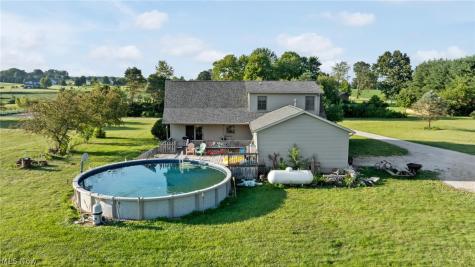 3932 Columbus Road Wooster OH 44691