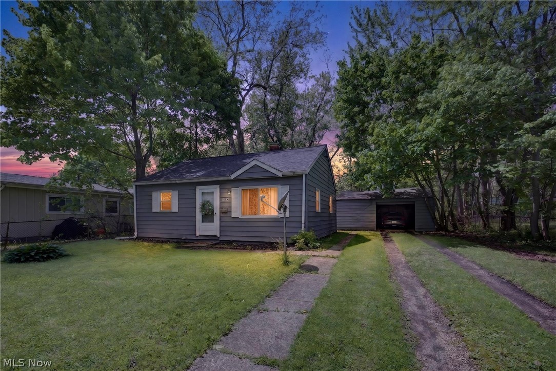 1276 Frederick Boulevard Akron OH 44320