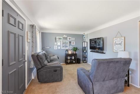 1303 Clearview Avenue Parma OH 44134