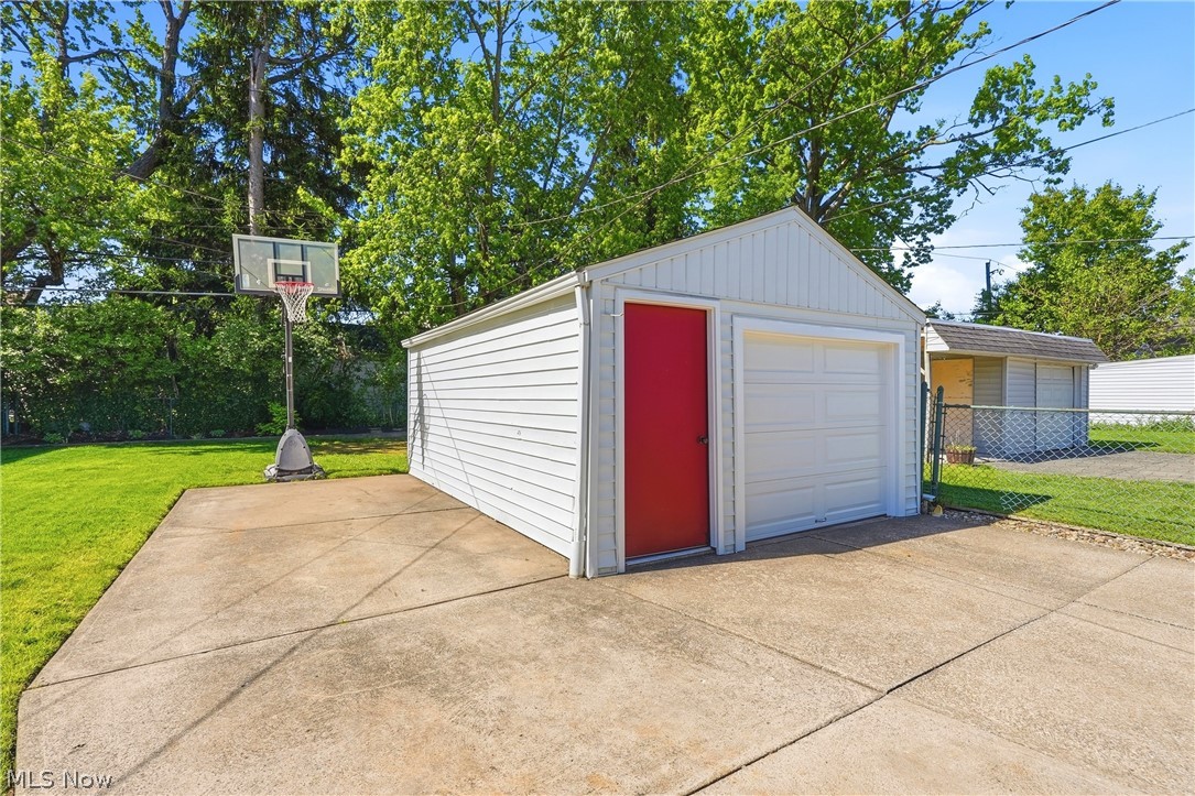 1303 Clearview Avenue Parma OH 44134