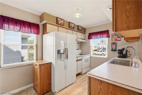 1303 Clearview Avenue Parma OH 44134