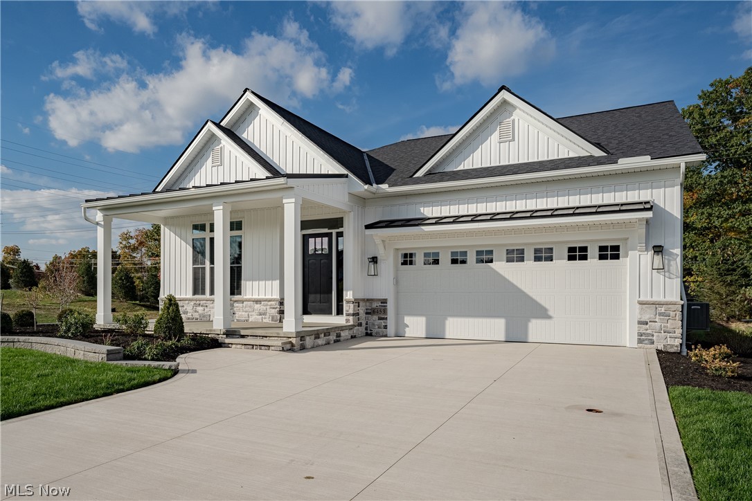 6461 N Cobblestone Road Mayfield Village OH 44143